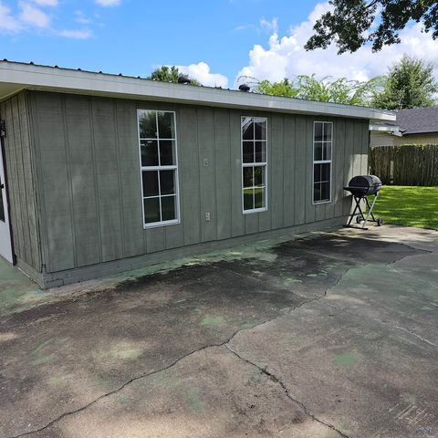 406 Dauphine St, Houma, LA 70360