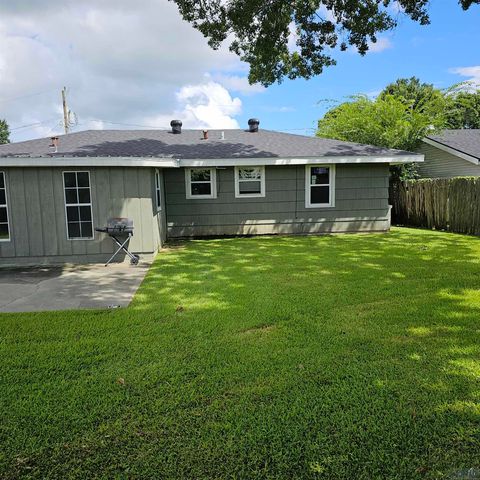 406 Dauphine St, Houma, LA 70360