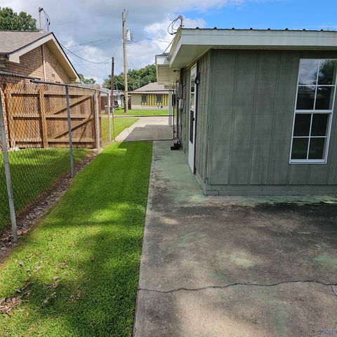 406 Dauphine St, Houma, LA 70360