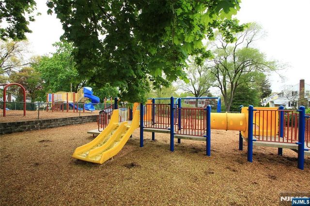 80 Landmark Lane, Fair Lawn, NJ 07410