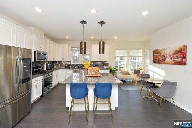 80 Landmark Lane, Fair Lawn, NJ 07410