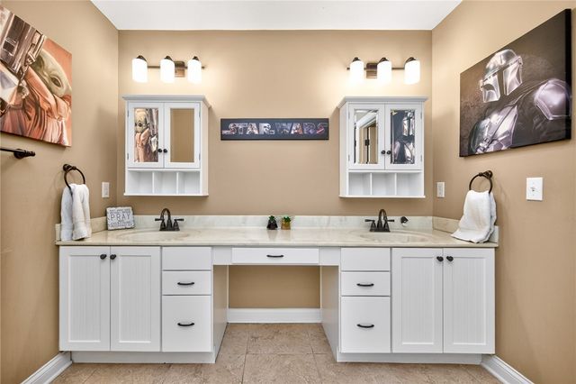 295 Hampton Place, Xenia Twp, OH 45385