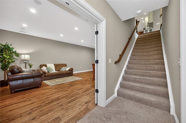 295 Hampton Place, Xenia Twp, OH 45385
