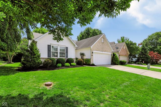 6517 Sussex Drive, Zionsville, IN 46077