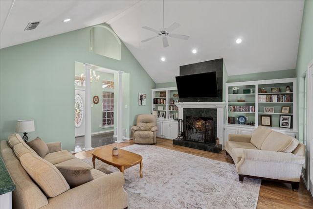 271 VZ County Road 4107, Canton, TX 75103