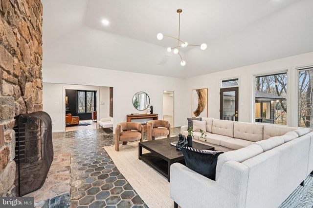 38 RINGFIELD RD, Chadds Ford, PA 19317