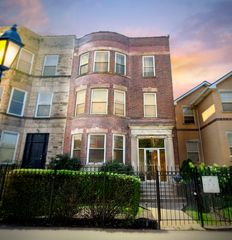 3536 S Prairie Avenue 1, Chicago, IL 60653