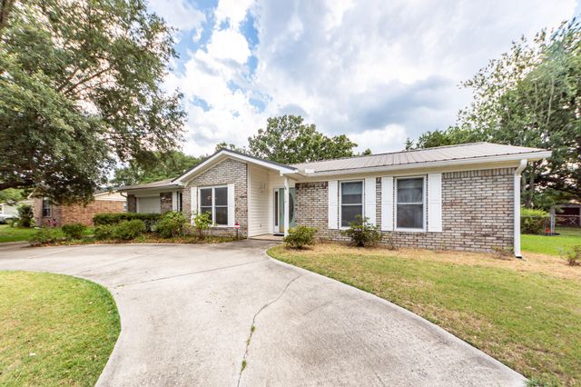 114 Winston Way, Goose Creek, SC 29445