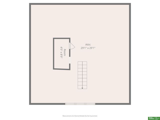 2327 Hanscom Boulevard, Omaha, NE 68105