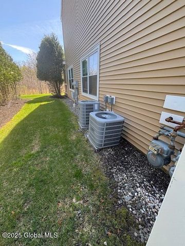 23 Stacey Court, Colonie, NY 12047