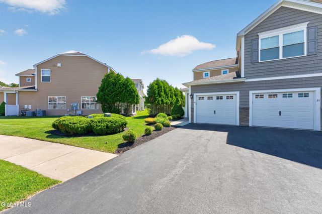23 Stacey Court, Colonie, NY 12047