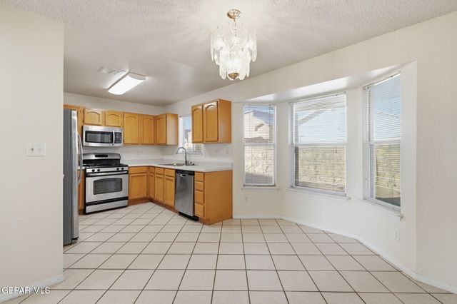 1634 VIA SECA Drive, El Paso, TX 79936