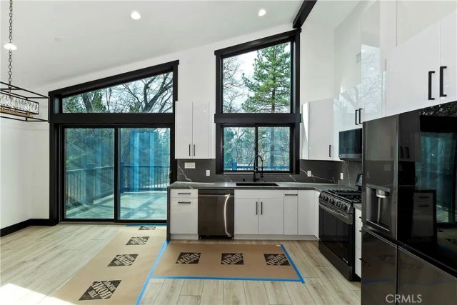 556 Lucerne Drive, Big Bear Lake, CA 92315