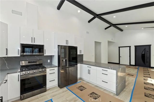 556 Lucerne Drive, Big Bear Lake, CA 92315
