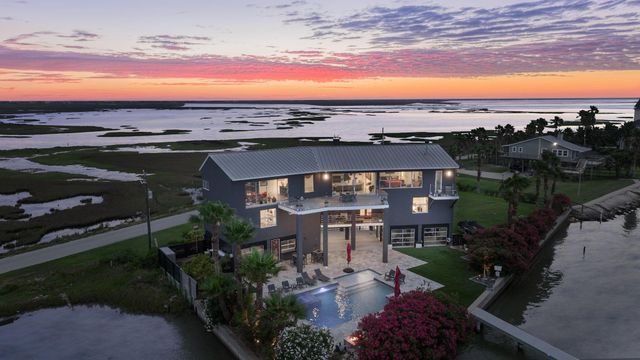 12000 Sportsman Road, Galveston, TX 77554