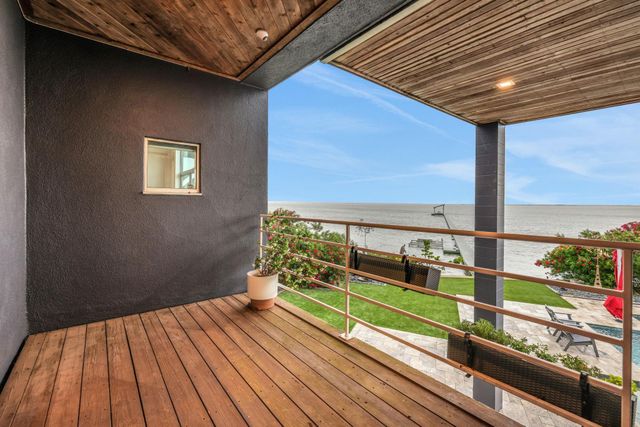 12000 Sportsman Road, Galveston, TX 77554