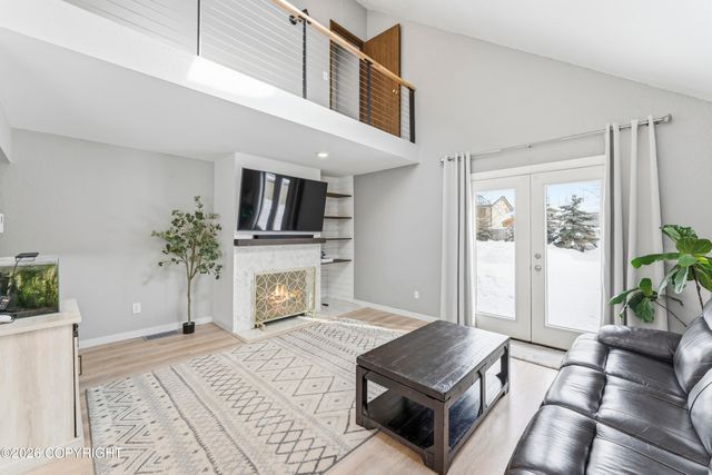 6731 Baby Bear Drive, Anchorage, AK 99507