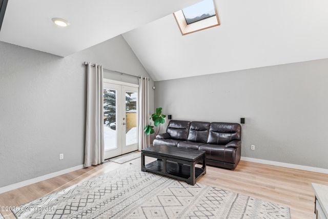 6731 Baby Bear Drive, Anchorage, AK 99507