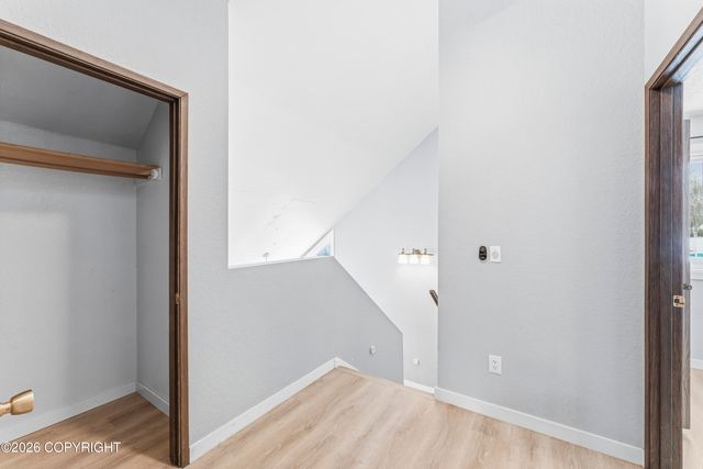 6731 Baby Bear Drive, Anchorage, AK 99507