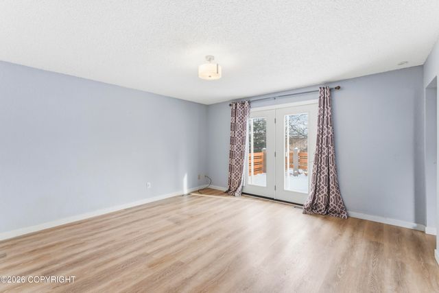 6731 Baby Bear Drive, Anchorage, AK 99507