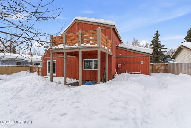 6731 Baby Bear Drive, Anchorage, AK 99507
