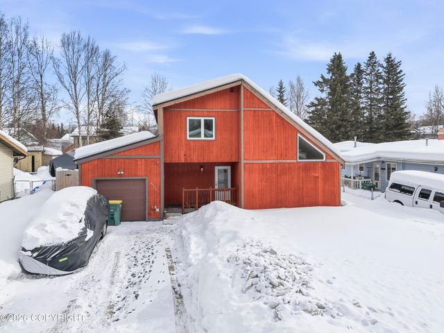 6731 Baby Bear Drive, Anchorage, AK 99507