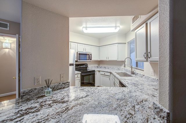 3848 N 3rd Avenue Unit 1052, Phoenix, AZ 85013