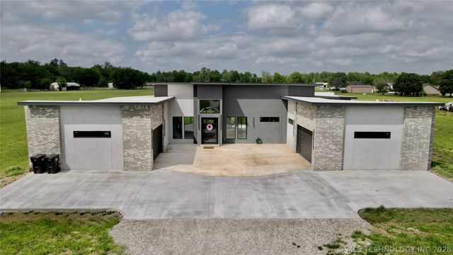 3497 E 400 Road, Oologah, OK 74053