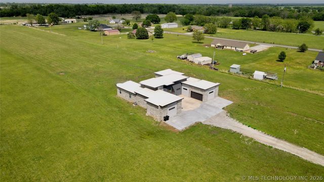 3497 E 400 Road, Oologah, OK 74053