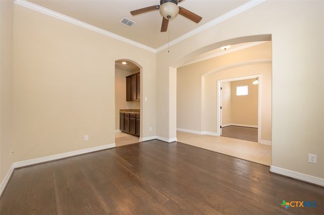 811 Cathedral Court, Harker Heights, TX 76548