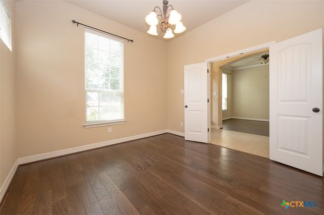 811 Cathedral Court, Harker Heights, TX 76548