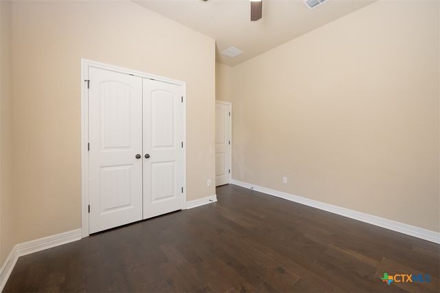 811 Cathedral Court, Harker Heights, TX 76548