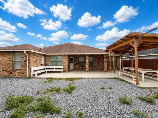 7396 Highland Pine Street, Brownsville, TX 78526