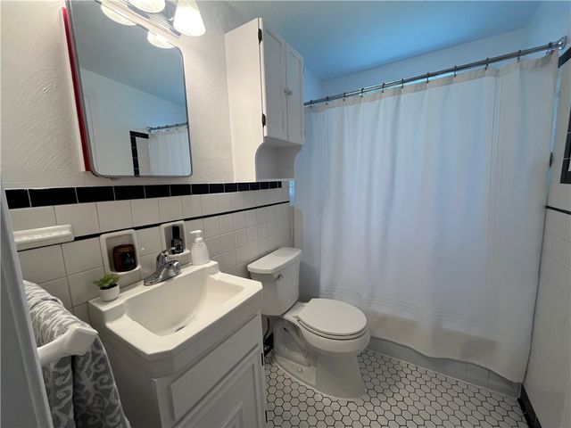 2520 Mohawk Drive, White Oak, PA 15131