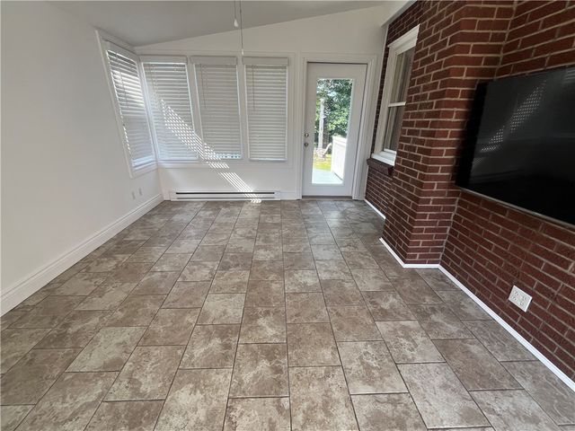 2520 Mohawk Drive, White Oak, PA 15131