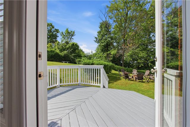 2520 Mohawk Drive, White Oak, PA 15131