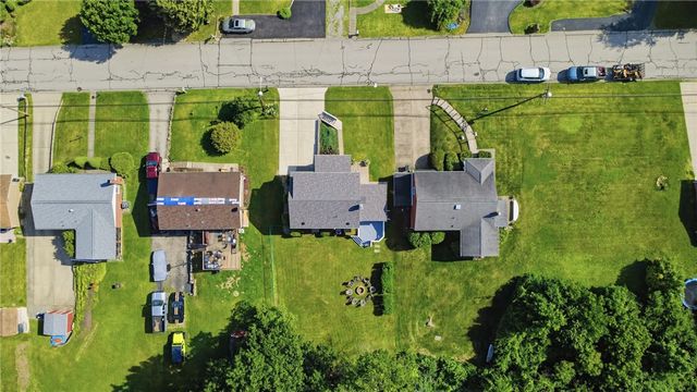 2520 Mohawk Drive, White Oak, PA 15131