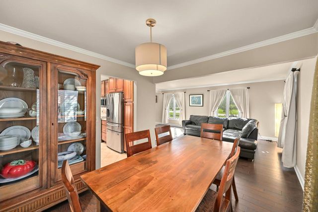 21400 Lancelot DRIVE, Brookfield, WI 53045