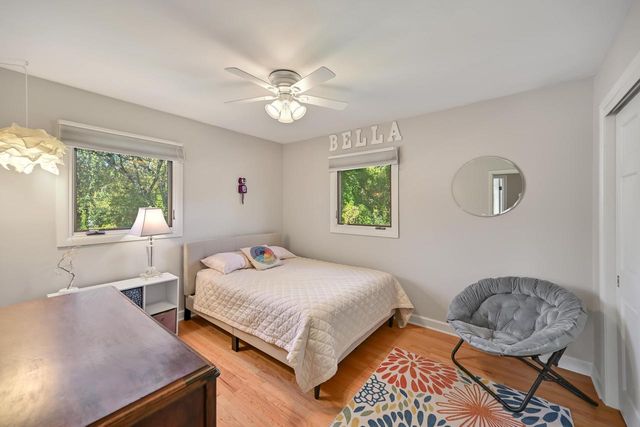 21400 Lancelot DRIVE, Brookfield, WI 53045