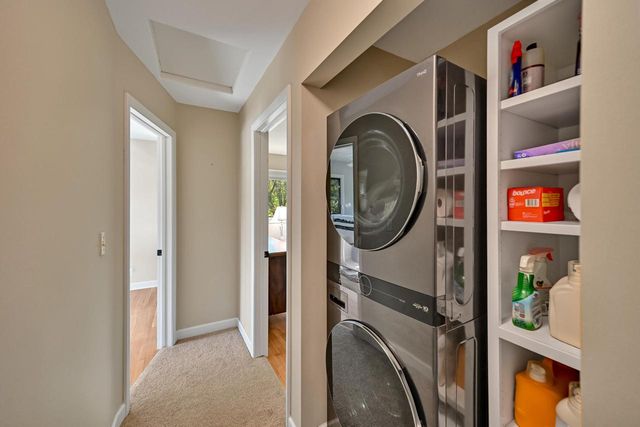 21400 Lancelot DRIVE, Brookfield, WI 53045
