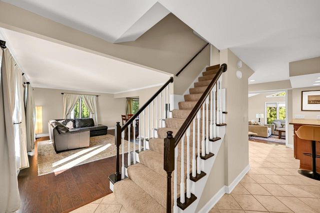 21400 Lancelot DRIVE, Brookfield, WI 53045