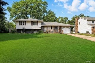 7400 Saint Joseph Road, Niagara, NY 14304