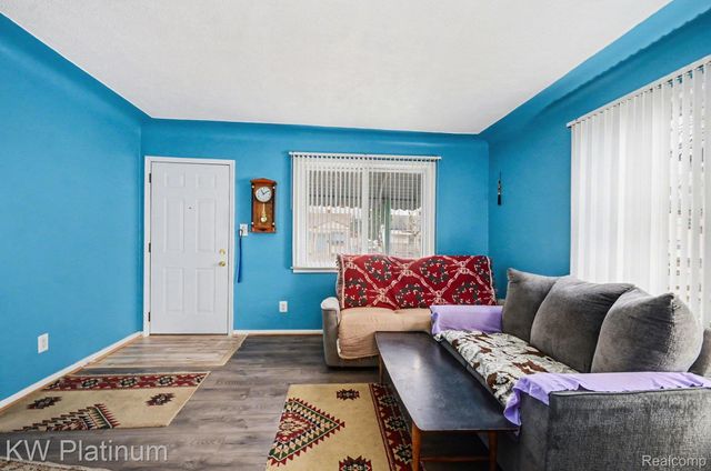 14027 HOBART Avenue, Warren, MI 48089