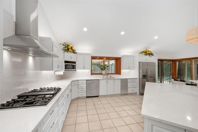 413 SW 97TH TERRACE, Gainesville, FL 32607