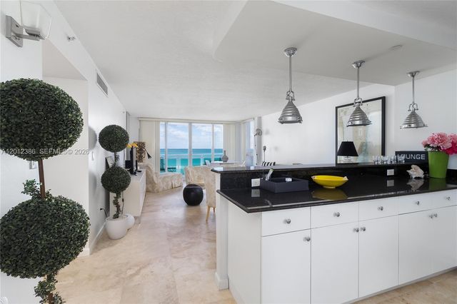6917 Collins Ave 715, Miami Beach, FL 33141