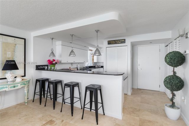 6917 Collins Ave 715, Miami Beach, FL 33141