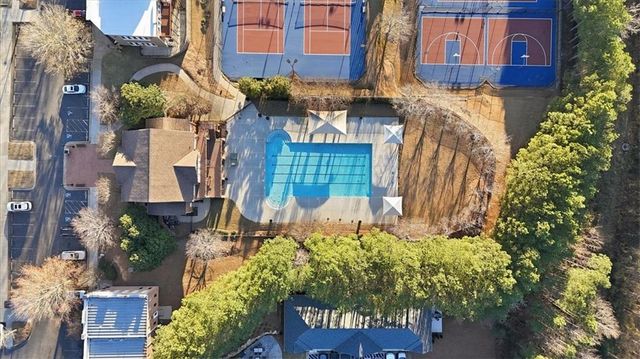 212 Hiawassee Drive, Woodstock, GA 30188