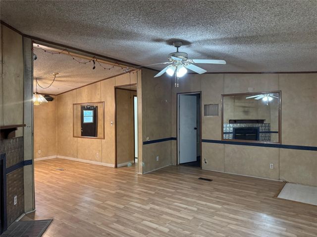 31 County Road 3794a, Cleveland, TX 77328