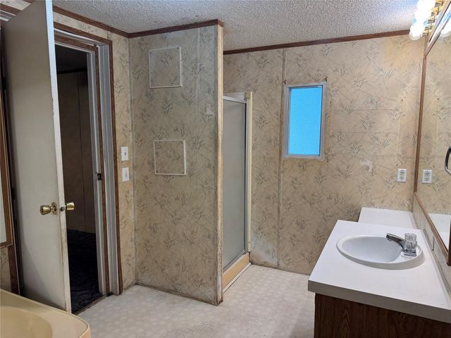 31 County Road 3794a, Cleveland, TX 77328