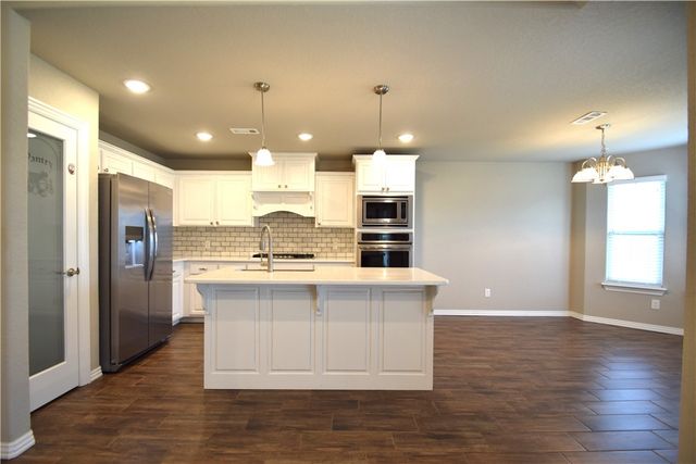 1604 Higgins Street, Pea Ridge, AR 72751